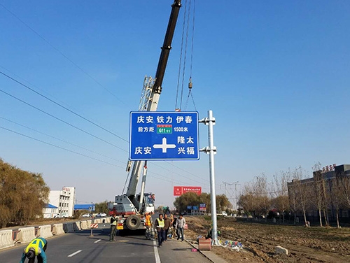 温州温州道路护栏网网片该如何进行正确的选购呢？